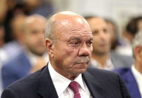 الفايز يهنيء عمال الوطن بعيدهم