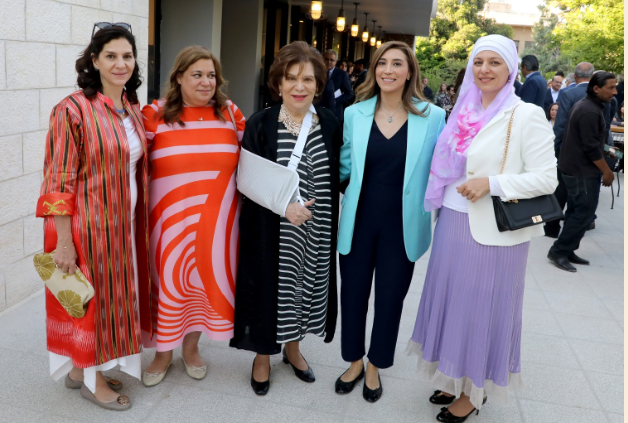 تشكيليون يحتفون بإنشاء مبنى وجدان فضاء فني