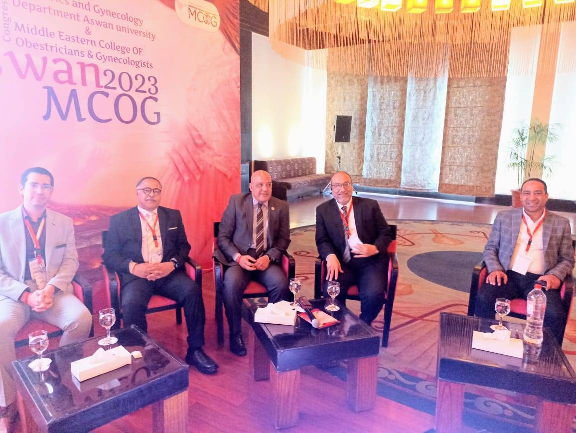 رئيس جامعة أسوان: يشهد فاعليات مؤتمر قسم النساء والتوليد بمدينة الغردقة