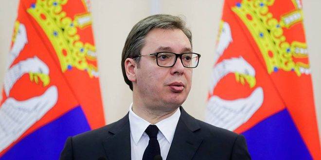 الرئيس الصربي يتعهد بتنفيذ خطة لجمع مئات آلاف الأسلحة من البلاد