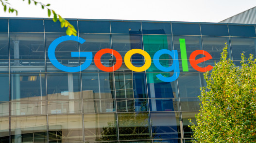 جوجل تعتزم تزويد محرك البحث بتكنولوجيا الذكاء الاصطناعي