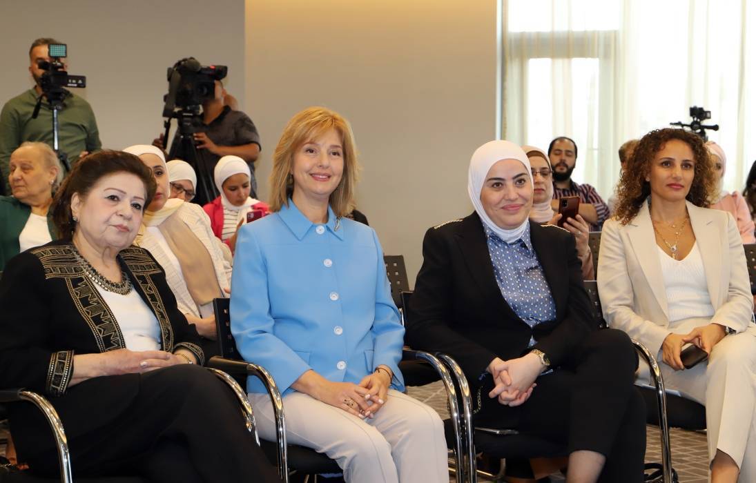 برعاية الأميرة عائشة.. ملتقى النساء العالمي يحتفل بيوم المرأة العالمي