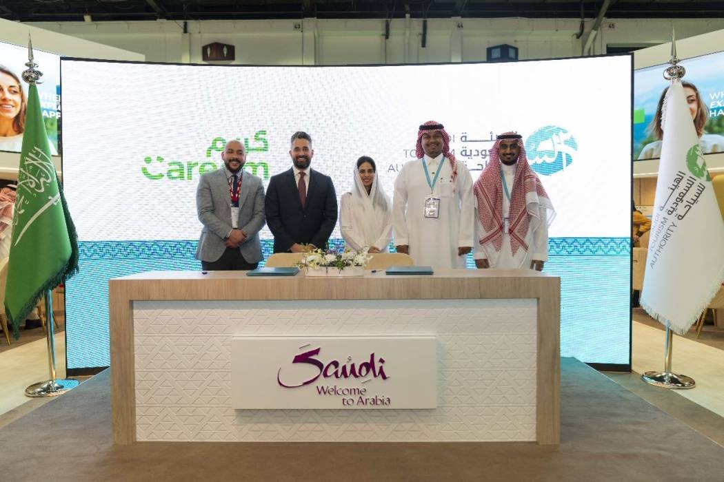 معرض السفر العربي.. السعودية للسياحة تعقد اتفاقيات لتعزيز مكانة المملكة السياحية