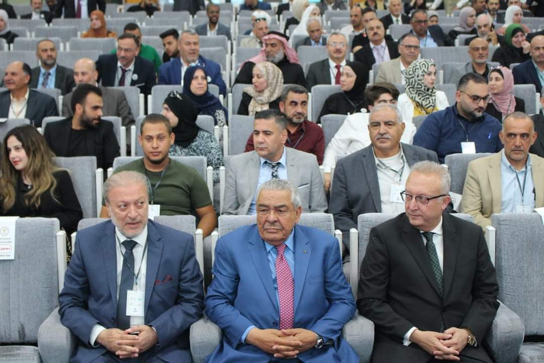 الروابدة يرعى فعاليات مؤتمر بلدية اربد  حول الاستثمار والتنمية بجامعة اليرموك ...صور