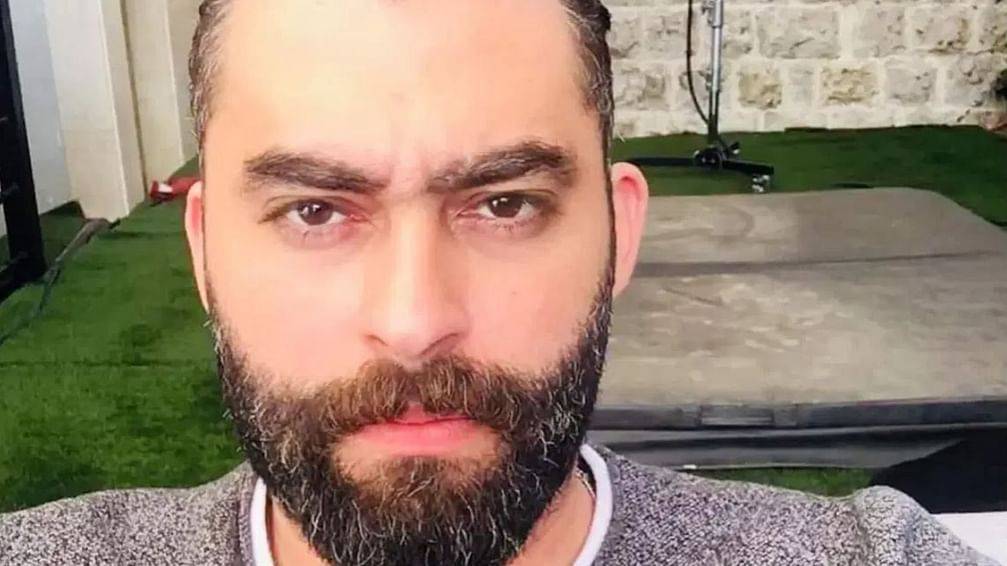 جرعة زائدة تنقل الفنان أحمد جلال عبدالقوي للمستشفى..تفاصيل