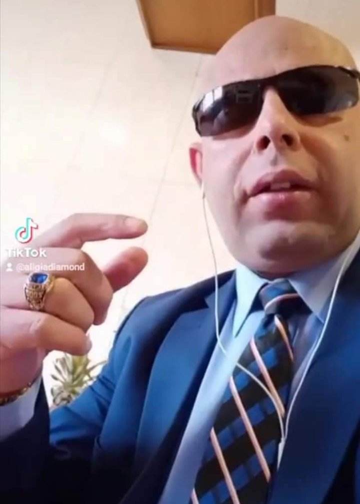 رجل اعمال  فلسطيني يعفو عن شخص متعثر ماليًا بعد وفاته  بمبلغ 8300