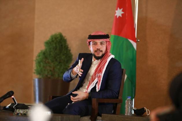 ولي العهد يزور دارة الشيخ برجس الحديد اليوم