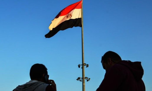 مصر تستعد لبيع 10 من أشهر شركاتها