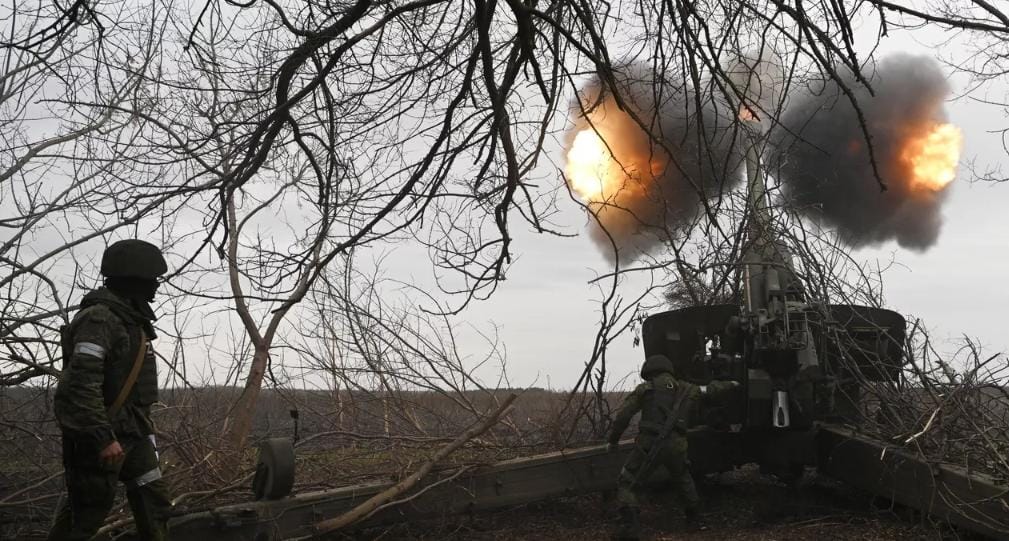 ماكغريغور :  فقد الجيش الأوكراني  أكثر من 300 ألف جندي في الحرب مع روسيا