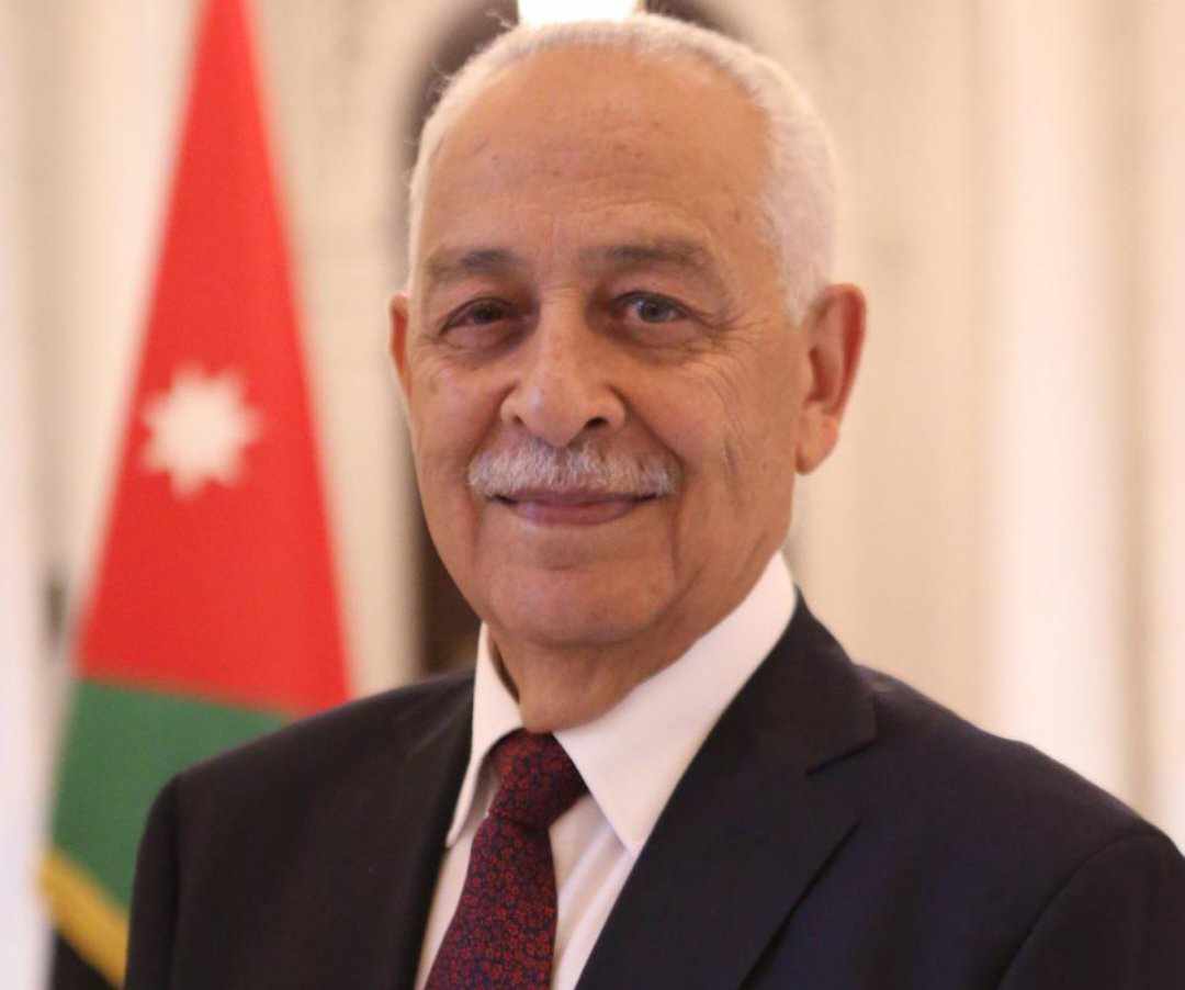يوسف العيسوي الجندي الذي لم يدخل من باب التوريث السياسي أو الشللية و الزبائنية.