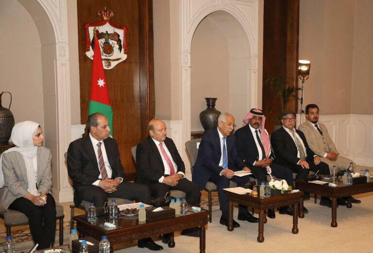 رئيس الديوان يعقد سلسلة لقاءات مع وجهاء وممثلي مناطق بمحافظة جرش