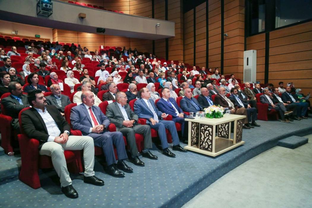 نقابة المهندسين تكرم المهندسين الكهربائيين القدامى...صور