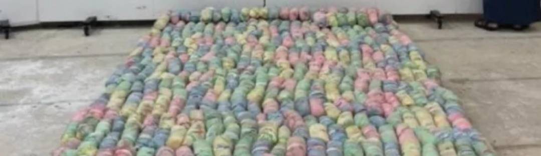 السعودية...دوريات الأفواج الأمنية بمنطقة جازان تقبض على مقيم لتهريبه نبات القات المخدر