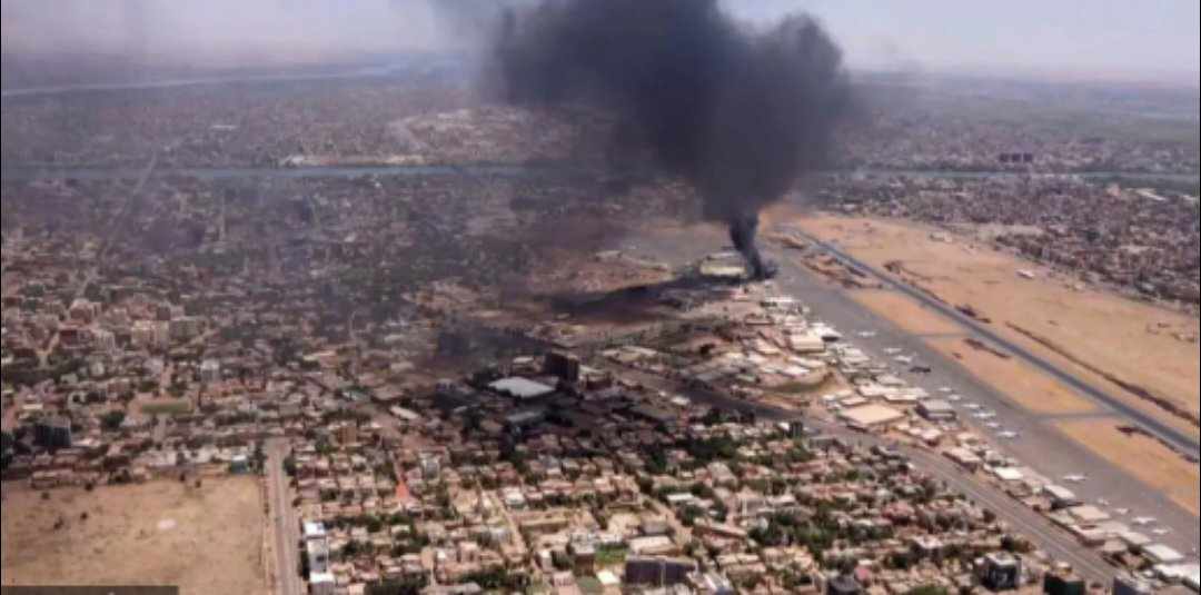 الخرطوم تحت القصف مع استمرار المحادثات