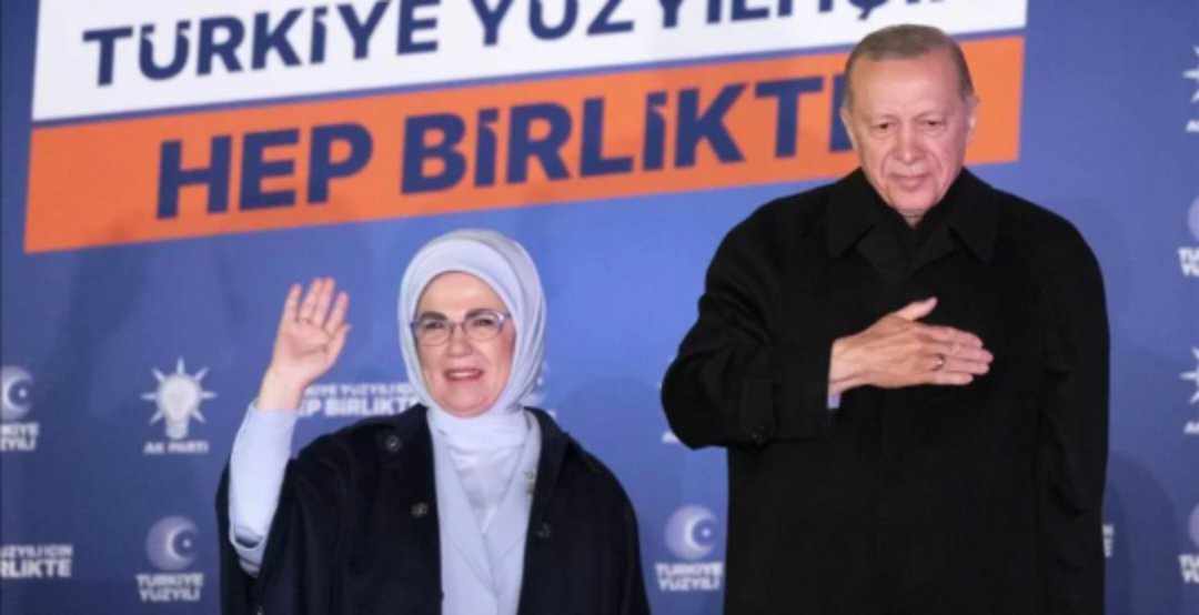 عقيلة أردوغان: قرن تركيا هو الفائز في انتخابات 14 مايو