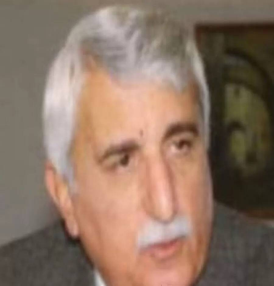 وفاة الوزير الفلسطيني السابق ورئيس الجامعة العربية الأمريكية محمد صلاح في الاردن