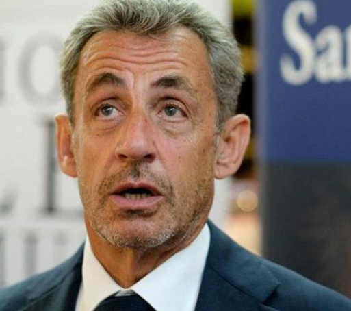 فرنسا: الحكم على ساركوزي بالحبس 3 سنوات في قضية فساد