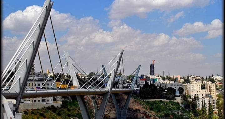 انتحار شاب من فوق جسر عبدون في عمان