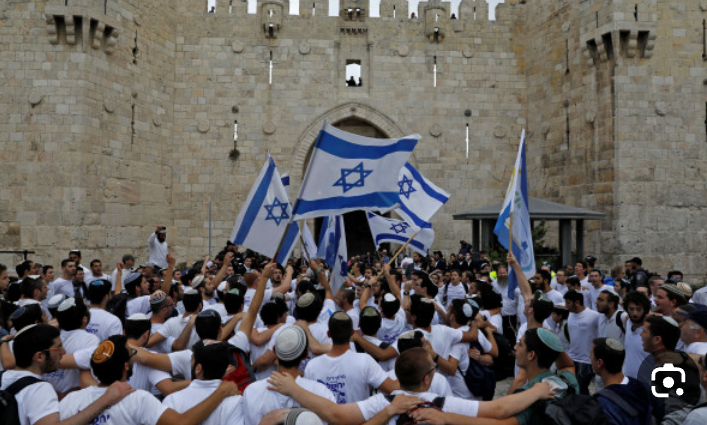 مفتي القدس: مسيرة الأعلام الاستيطانية محاولة لتكريس سيادة وهمية على الأقصى