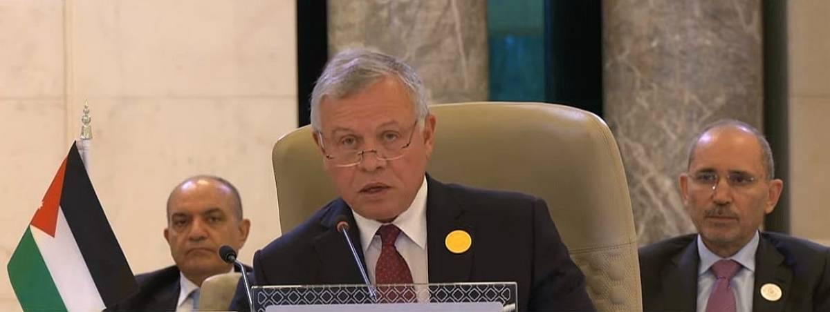 الملك يلقي كلمة في القمة العربية بجدة... تفاصيل