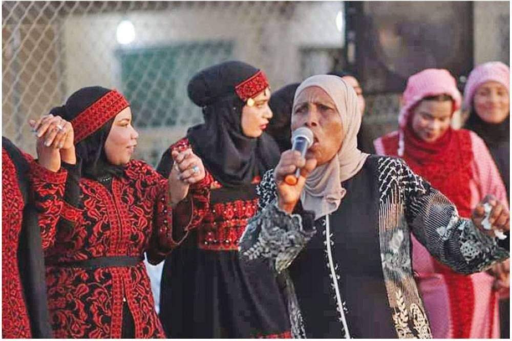 سيدات الأغوار الجنوبية يدشّنّ احتفالات اللواء بزفاف ولي العهد