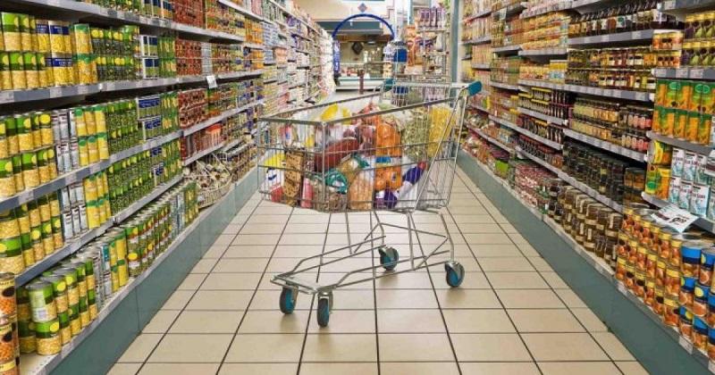 الإفتاء الأردنية: بيع المواد منتهية الصلاحية حرام