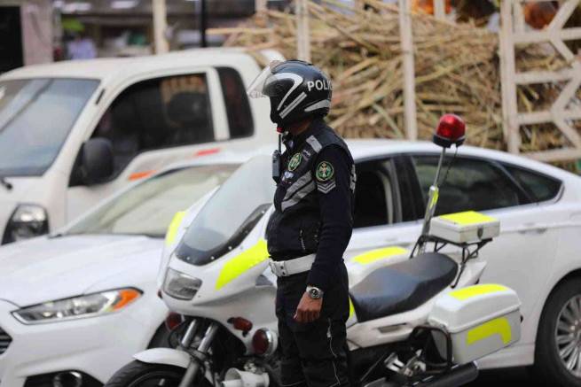 مصدر أمني ينفي إشاعة تتعلق بحزام الأمان