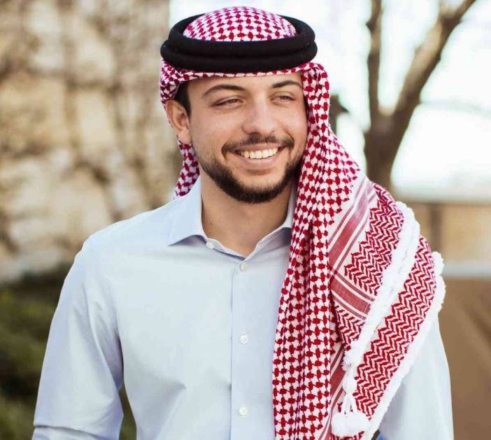 احتفالات بجميع المحافظات بمناسبة زفاف ولي العهد