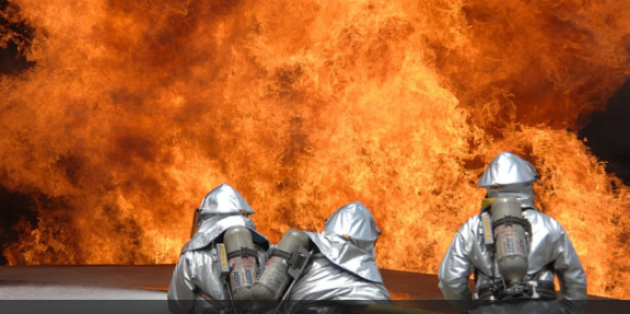 20 قتيلا في حريق بمهاجع مدرسة في غوايانا