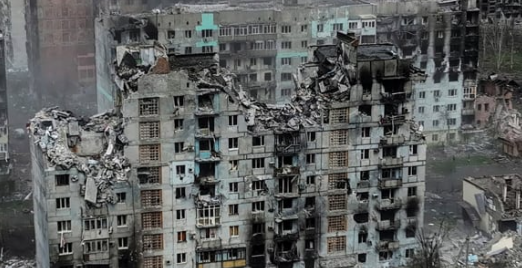 باخموت تستسلم وسكانها يحتضرون الأمل