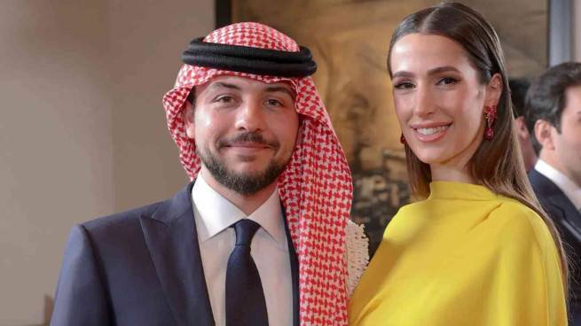 بمشاركة راغب علامة وتامر حسني.. حفل ضخم ومجاني بمناسبة زفاف ولي العهد (رابط للتسجيل)