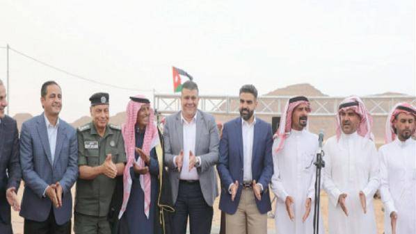 أبناء البادية الجنوبية يحتفلون ابتهاجا بقرب زفاف ولي العهد