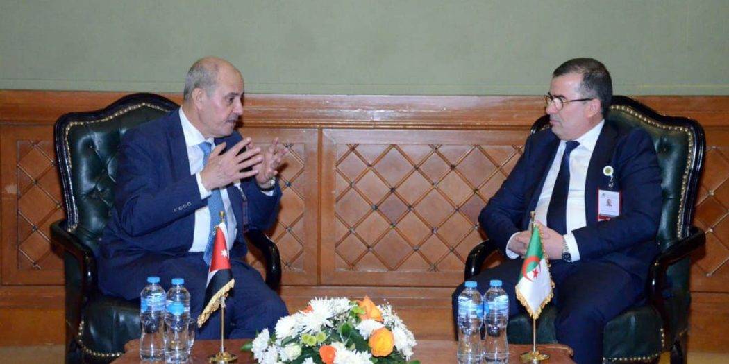 بحث متابعة معالجة المرضى الجزائريين بالأردن