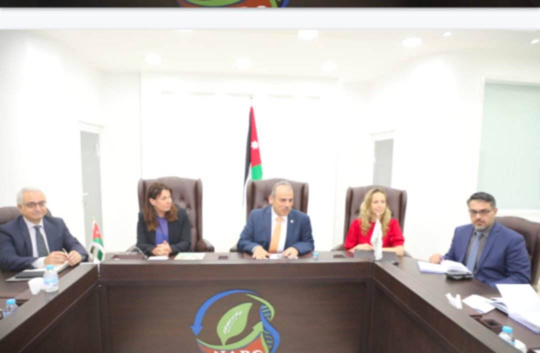 مركز ترويج الصادرات الهولندي يزور الوطني للبحوث الزراعية