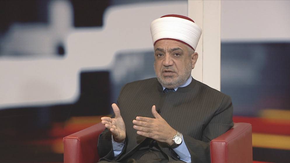 وزير الأوقاف: توزيع 500 كوبون غذائي على أسر محتاجة في إربد