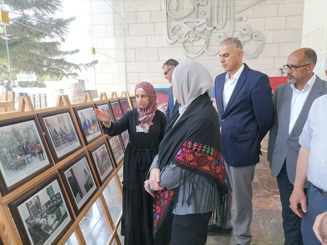 المكتبة الوطنية تشارك باحتفالات الكلية العلمية الاسلامية  بذكرى عيد الاستقلال ...صور