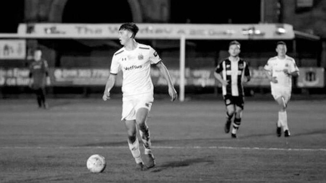 وفاة لاعب شاب في إنجلترا صعقًا بالكهرباء خلال لعبه مع أصدقائه