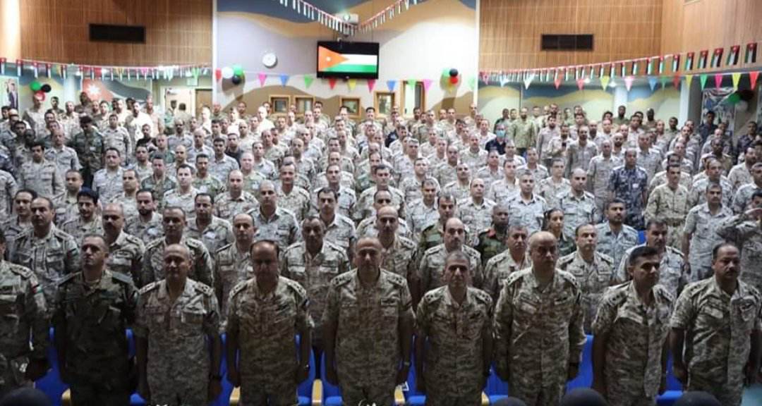 كلية القيادة والأركان الملكية الأردنية تحتفل بعيد الاستقلال الـ 77..صور