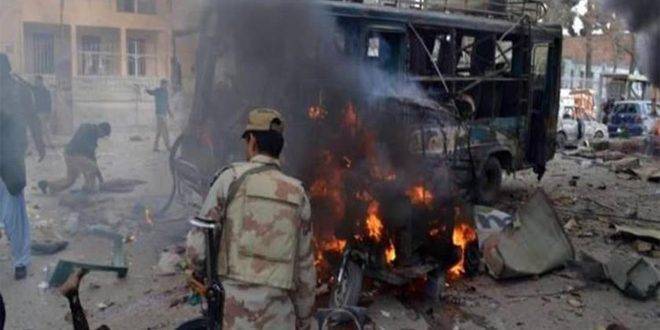 مقتل شخصين وإصابة ستة في انفجارين جنوب غرب باكستان