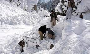 قتلى وجرحى بانهيار جليدي شمال باكستان