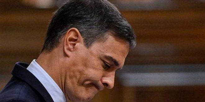 رئيس الحكومة الإسبانية يدعو إلى انتخابات عامة مبكرة في البلاد