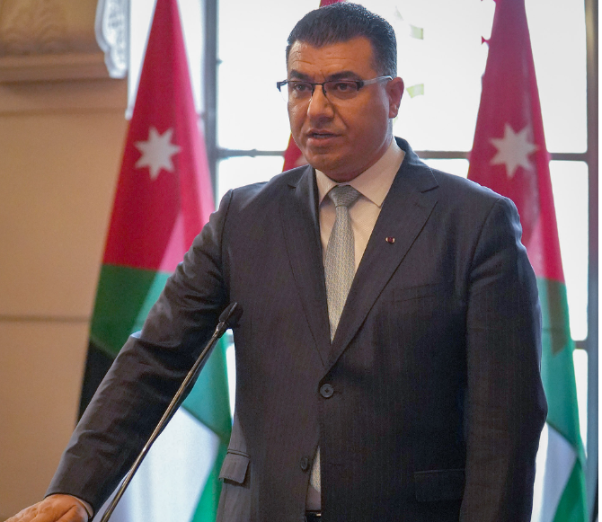 وزير الزراعة يتفقد حفائر مائية في المفرق