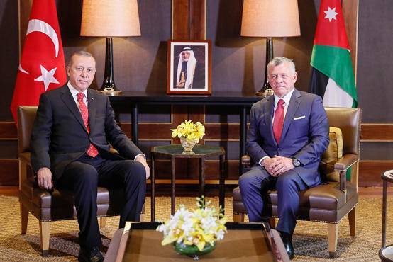 الملك يهاتف أردوغان مهنئا بإعادة انتخابه