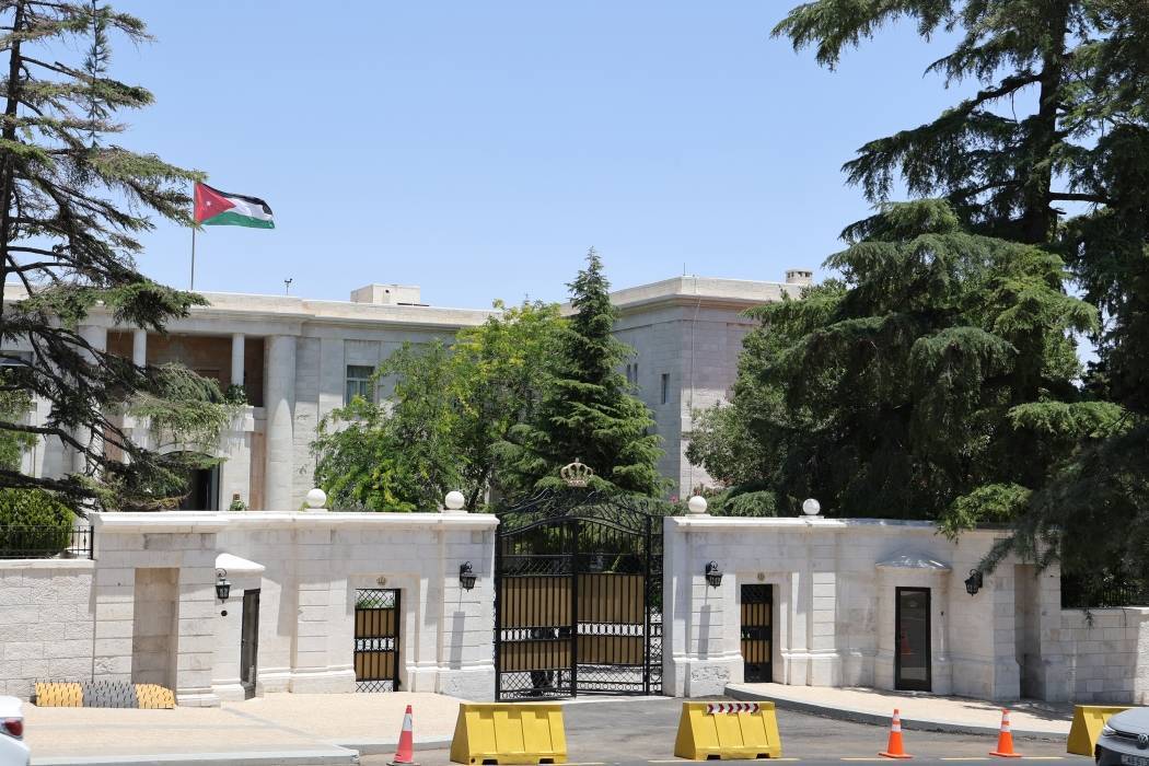 وسائل إعلام عالمية تنقل فرح الأردنيين بزفاف ولي العهد