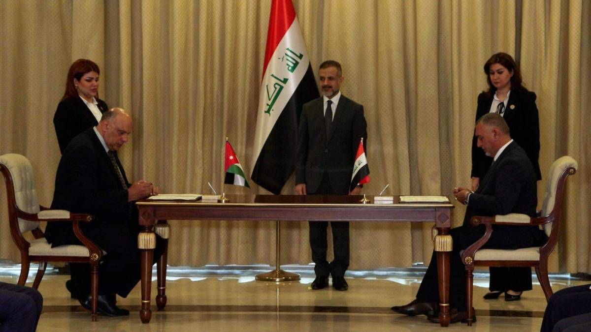 مذكرة تفاهم بين الأردن والعراق لتطوير الأداء الوظيفي وتبادل الخبرات