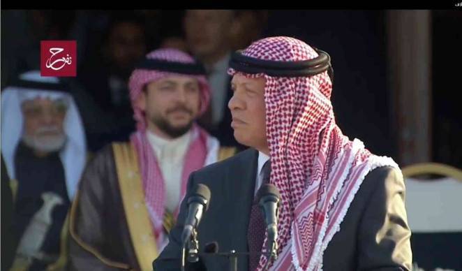 الملك: اليوم نفرح بالحسين إبني وإبنكم.. وفرحتنا كملت  بوجودكم
