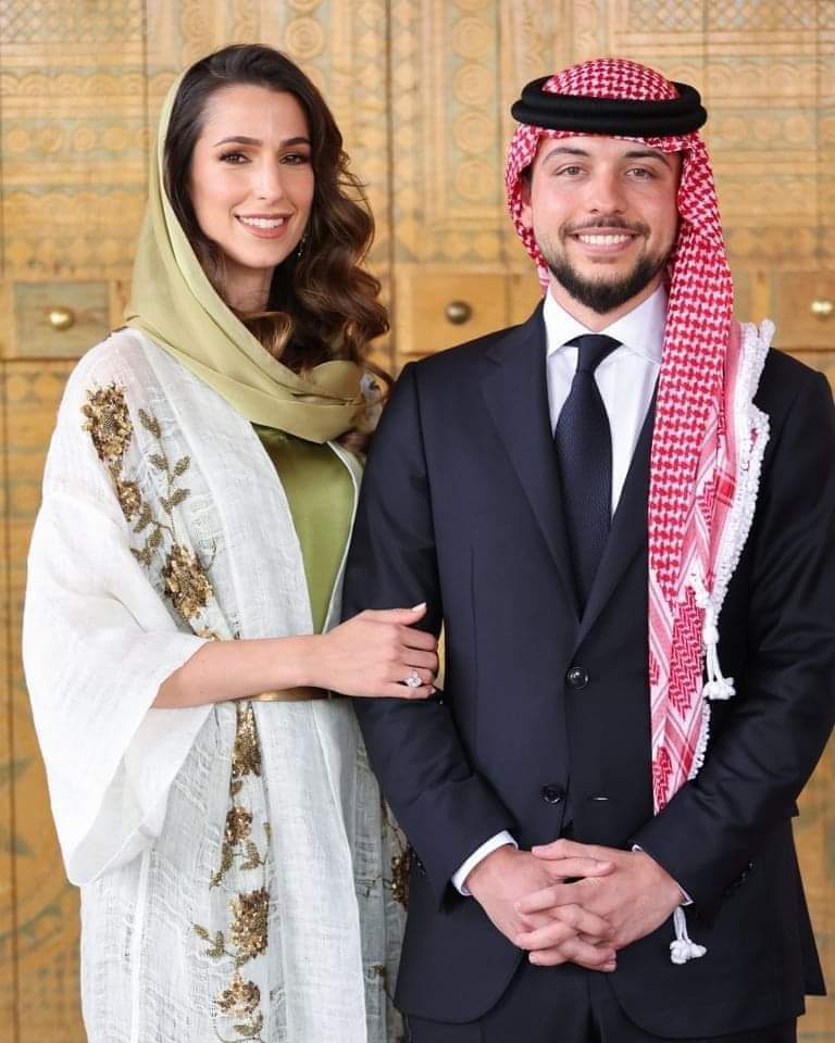 السفارة اليمنية في عمان تهنئ الملك بزفاف سمو الأمير الحسين