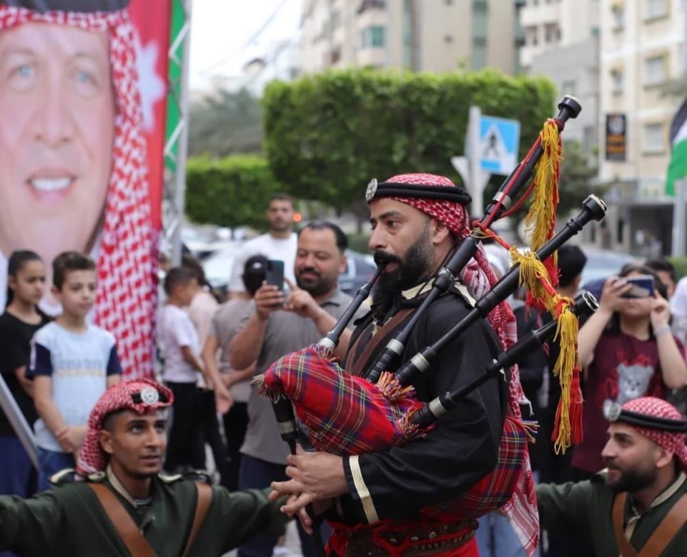 غزة تشارك الأردن فرحته بزفاف ولي العهد