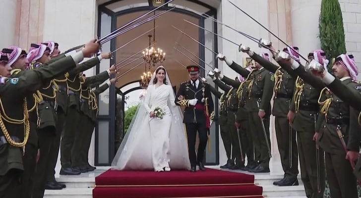 ماذا تعرف عن قوس السيوف الذي استخدم في الزفاف الملكي؟