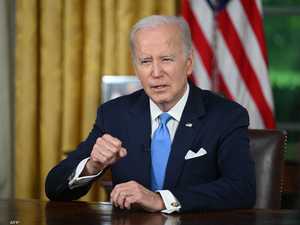 بايدن يوقع قانوناً يتيح لبلاده تجنّب التخلف عن سداد الدين